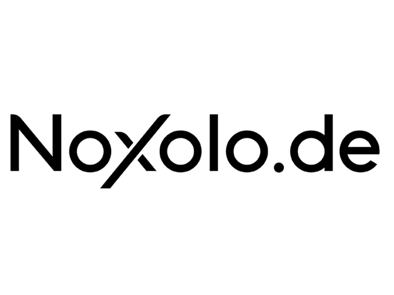 Noxolo-Logo, schwarze Schrift, markantes "X"